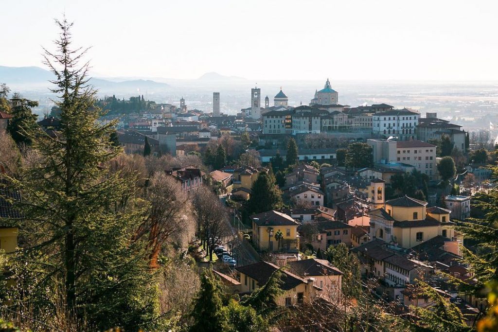 image of city in Italy